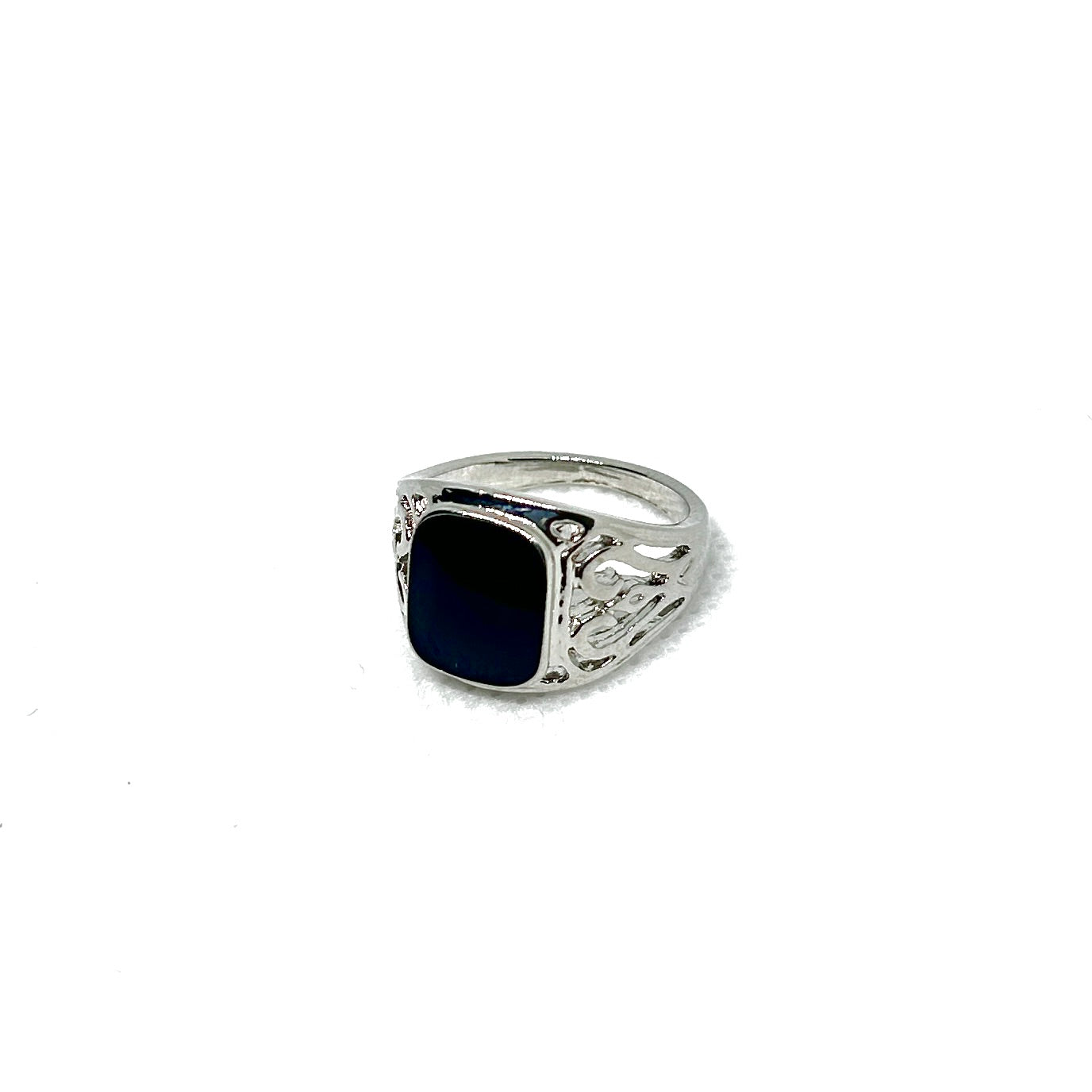 Noble-Onyx-Ring